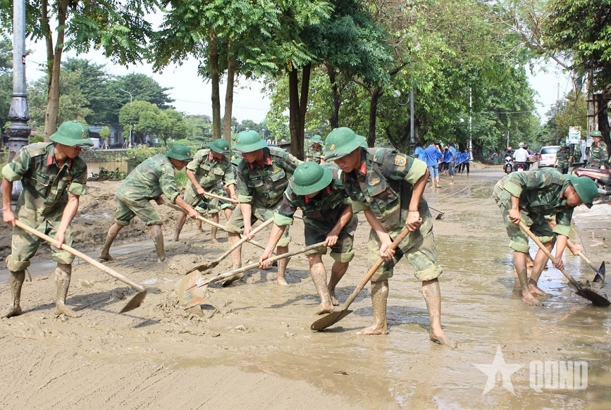 Nâng cao chất lượng hành quân dã ngoại làm công tác dân vận